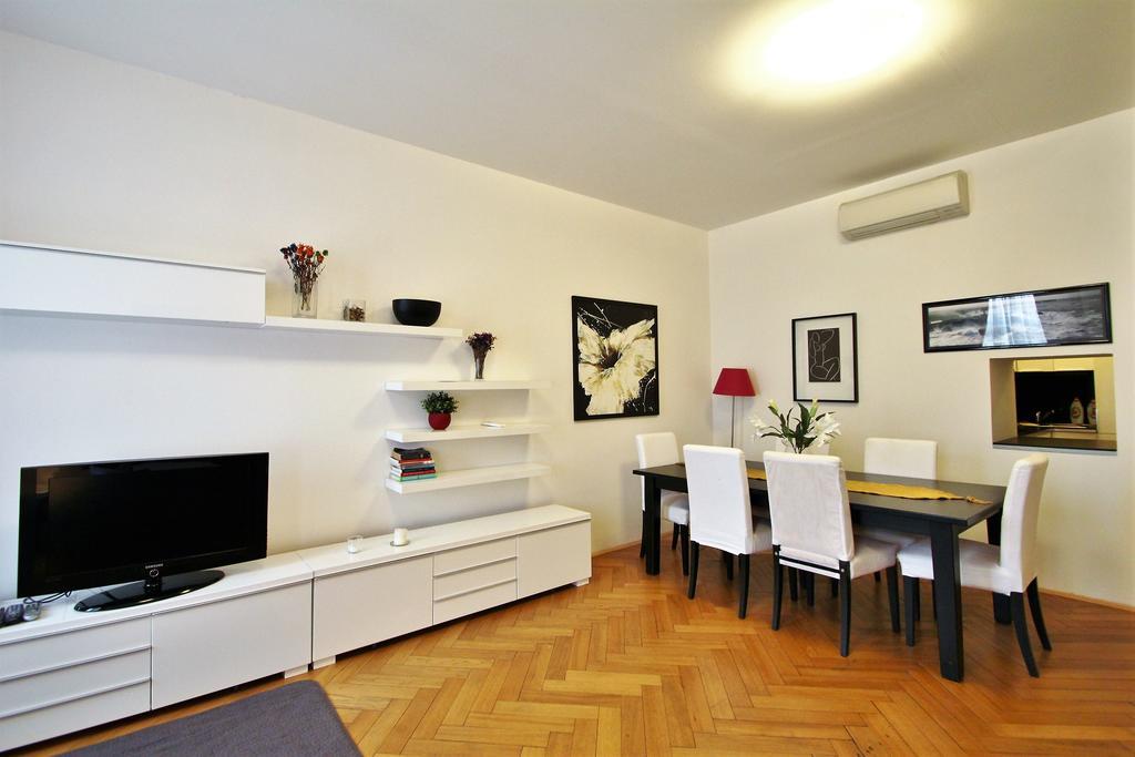 Apartamento Salvator - By Praga