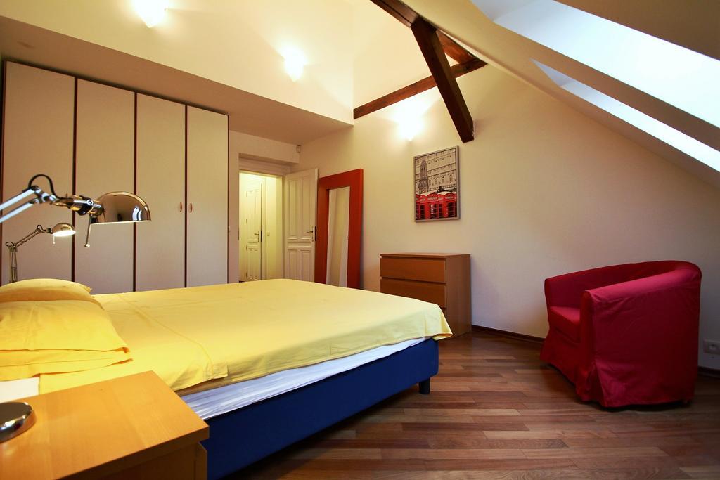 Apartamento Dusni 6 *